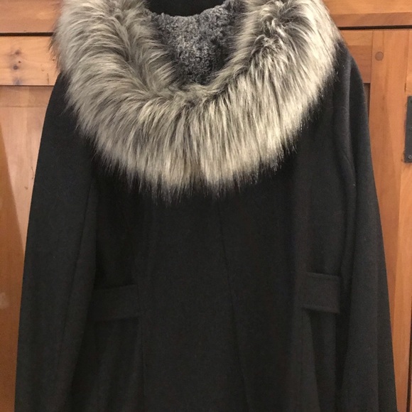 Nautical Charcoal Toggle Coat. New Without Tags. - Picture 8 of 10